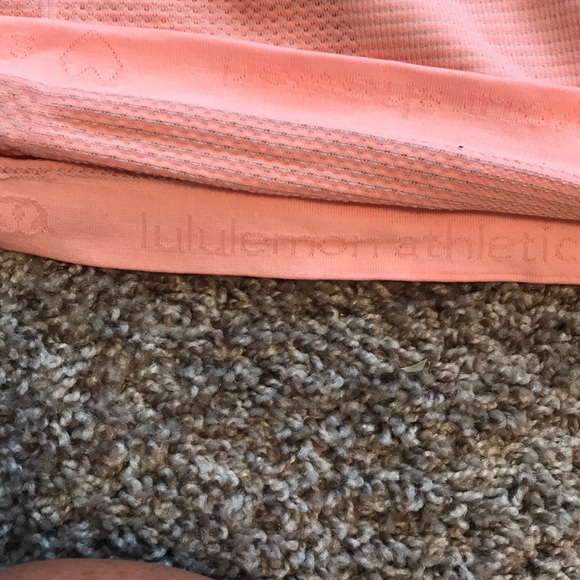 Lululemon - Picture 3 of 4